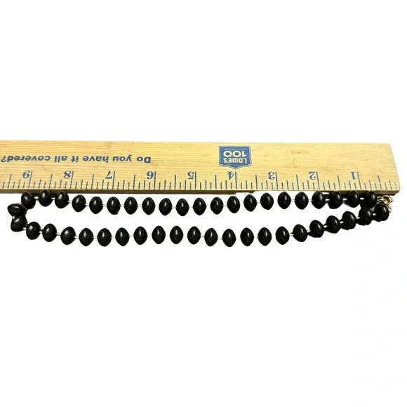 Vintage Black Bead Necklace - Picture 7 of 7